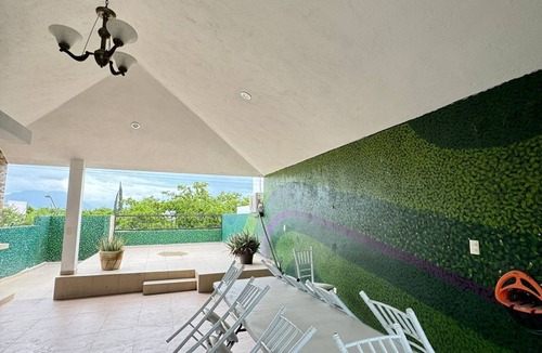 San Nicolas de los Garza House | Spacious house with large terrace and barbecue