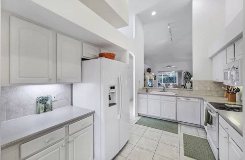 Naples House | Spacious Lely townhome, minutes from downtown Naples Beach.