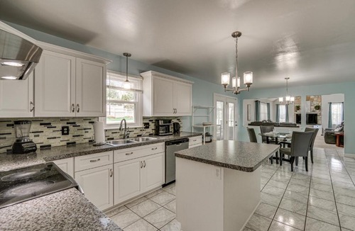 Sinking Spring House | Spacious Sinking Spring Home w/Outdoor Oasis!