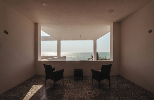 Celestun House | Spacious, Upscale Waterfront Beach House! Sun, Fun and Privacy at its best!
