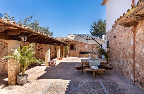 Es Garrovers Apartment | Spacious Villa with Pool, BBQ Terrace & En-Suite Bedrooms by Can Panxo