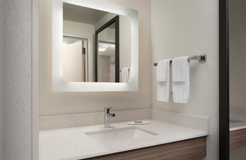 Biggar Hotel | SpringHill Suites Fort Myers Airport