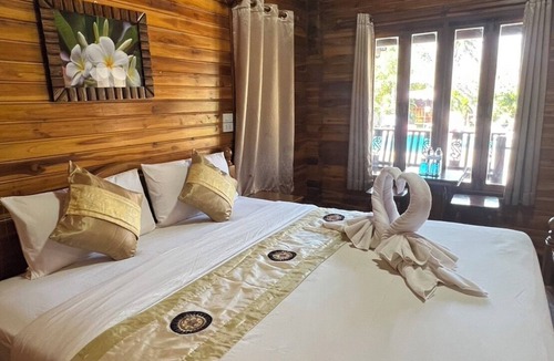 Cha-am Hotel | Srisawat Resort