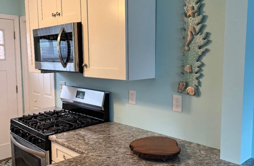 Brigantine Cottage | Steps to Beautiful Brigantine Beach. 1st. Floor Unit with Private Porch.