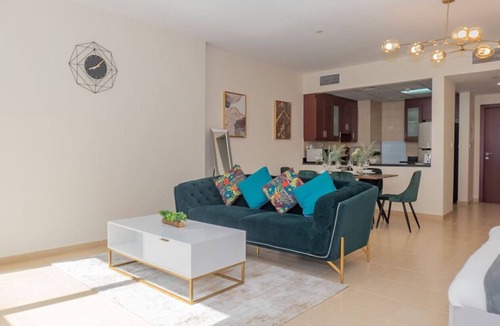 Dubai Marina Apartment | StoneTree - Murjan 2 Studio - Near The Beach