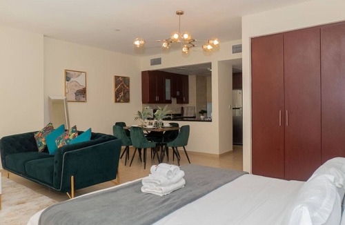 Dubai Marina Apartment | StoneTree - Murjan 2 Studio - Near The Beach