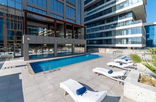 Al Mankhool Apartment | Studio Apartment Near Sharaf Dg Metro By E R