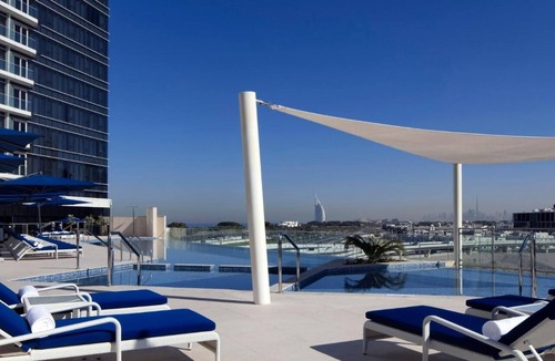 Dubai Media City House | Studio Apartment Near The Media Lounge Palm