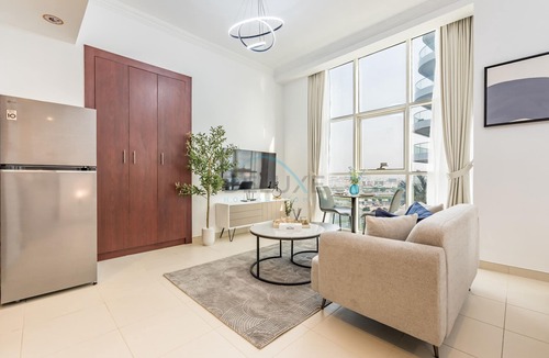 Business Bay Apartment | Studio Near Dubai Water Canal and Bus Station, Conveniently Close to Downtown