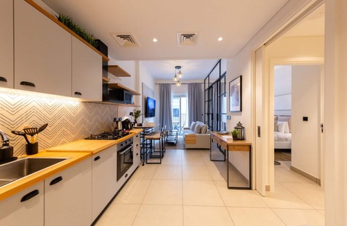 Al Quoz Apartment | Stunning 1BR in Prestigious Community