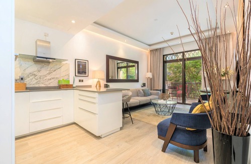 Downtown Dubai Apartment | Stunning 2Bedroom in Dubai Downtown
