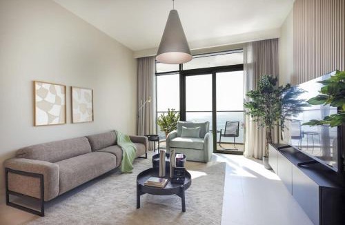 Dubai Marina Apartment | Stunning Beachfront 1BR Apartment in Palm Jumeirah By ĀYA Boutique
