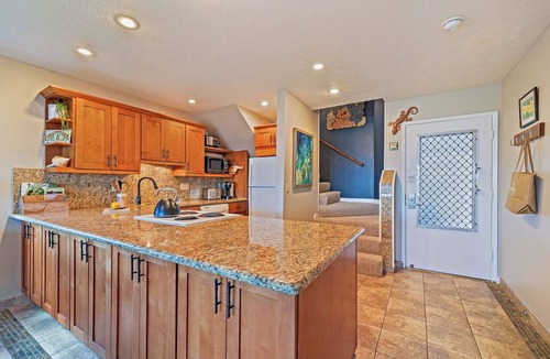 Kahana Condo | Stunning Ocean View- Sleeps 6- Kahana Sunset E11- Discounted Rate-Great Value