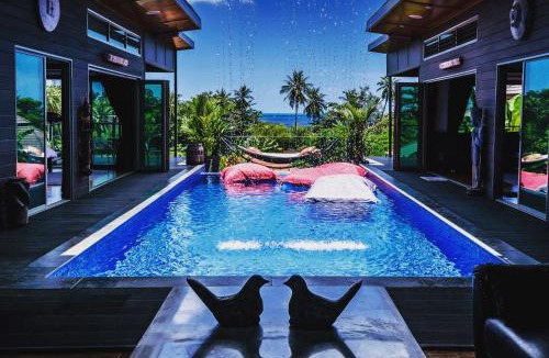 Maret Villa | Stunning villa with ocean views and free car