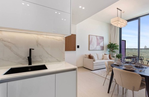 Jumeirah Village Circle Apartment | Stylish 1-Bedroom in Binghatti House JVC