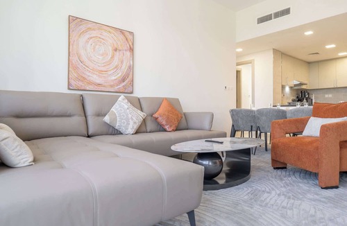 Dubai Apartment | Stylish 2BR with Amazing Pool View in Taya