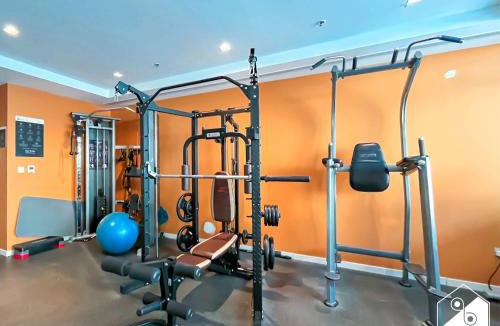 Jumeirah Village Circle Apartment | Stylish JVC Duplex l Hot Tub, Gym , Pool & Parking