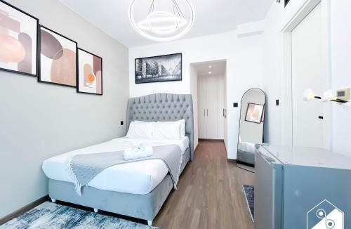 Jumeirah Village Circle Apartment | Stylish JVC Duplex l Hot Tub, Gym , Pool & Parking