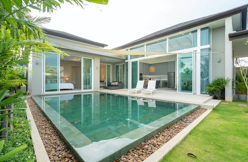 Bang Tao Villa | Stylish Pool Villa 10 Min to Layan Beach - 3 BR