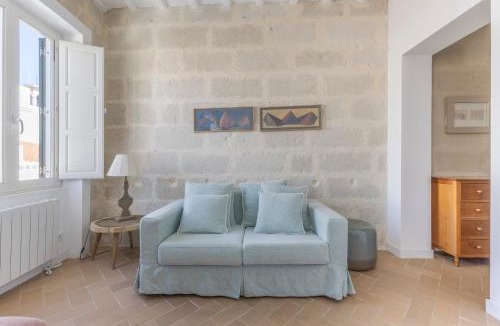 Mahon Apartment | Suite 3