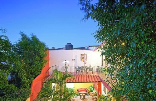 La Paz Apartment | Suite Steps from Malecon, Beach Dining Stripe