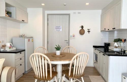 Khao Takiab Apartment | Summer Huahin Condo612,Near beach&Cicada,Beautiful swimming pool