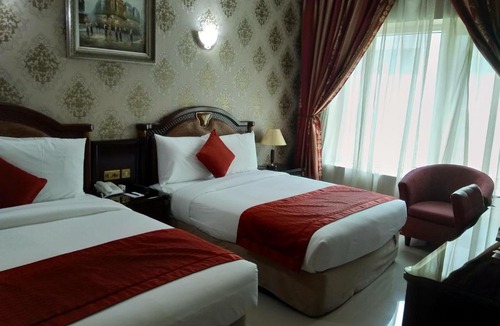Al Muraqqabat Hotel | sun and sands hotel