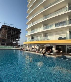 Jimenez Apartment | Sunset view luxury