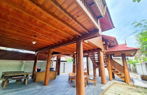 Bang Kaeo House | SUPER RARE! Heritage Wooden House near Chatuchak Market and Airport