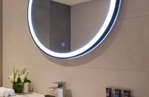 Jumeirah Village Triangle Apartment | Superior Room In Jvt near Triangle supermarket.
