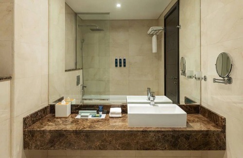 Dubai Production City Hotel | Superior Twin | FourPoints Dubai | Pool, Spa, Near Marina + Beach | 2 Units