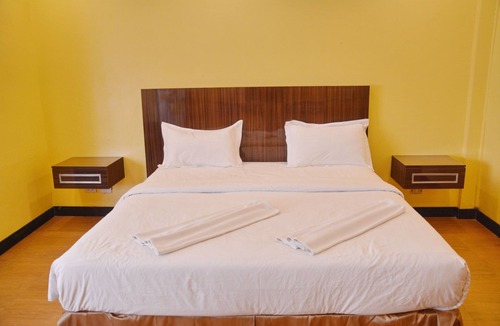 Pattaya Bay Hotel | Taj Place Residency