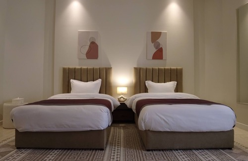 Al Wasl Villa | Terrific bedroom villa in Dubai - Female Only