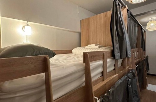 Talat Yot Hostel | Thai Siwilai