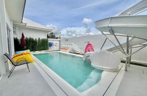 Chonburi Villa | The Botany Pool Villa