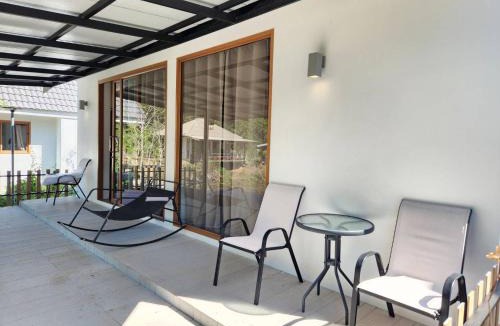 Trat Hotel | The Duck Cafe and Resort