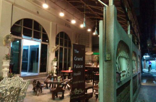 Wang Burapha Phirom House | The Grand Palace Hotel