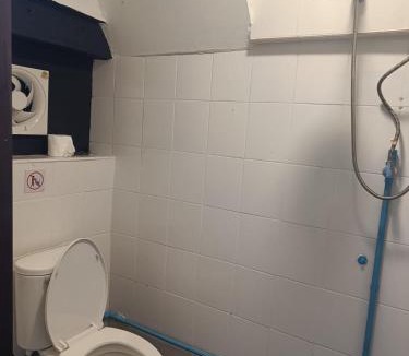Chana Songkhram Hostel | The House Hostel 2