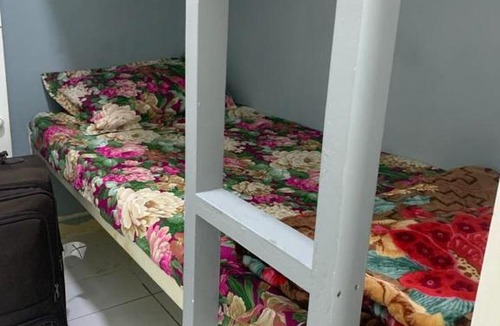 Al Rigga Hostel | The partitions
