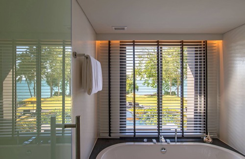 Krabi Hotel | The ShellSea Krabi Luxury Beach Front Resort & Pool Villa
