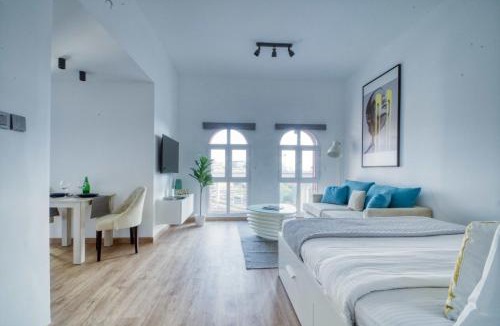 Discovery Gardens Apartment | The Smart Concierge - Discovery Gardens street 4