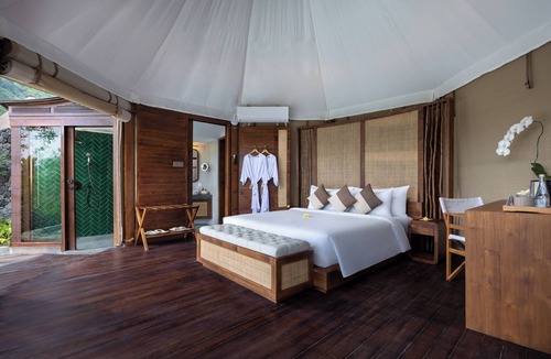 Sidemen Resort | The Wapa Lux Tent