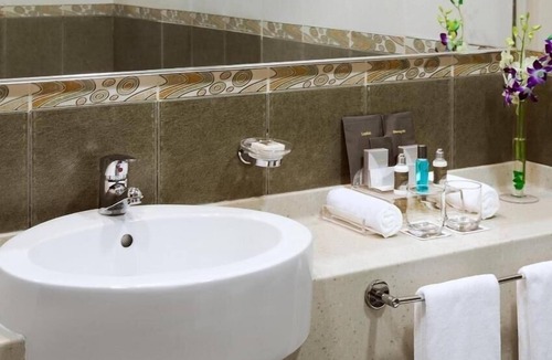 Barsha Heights Hotel | Three Bedroom Apartment Near Internet Metro By E R