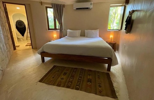 Zona Hotelera House | Three Bedroom House ocean front