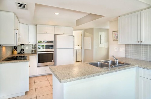 Captiva House | Three Bedroom Pool Home- Direct Channel Views
