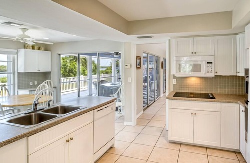Captiva House | Three Bedroom Pool Home- Direct Channel Views