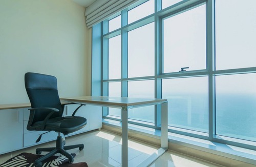 Rumailah Apartment | Top Floor Luxury 2BR Beach Apartment with Full Sea View