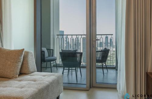 Za'abeel 2 Apartment | Top Floor Urban Oasis Steps from Dubai Mall - 1BR Apartment in Downtown Views ll, Tower 1
