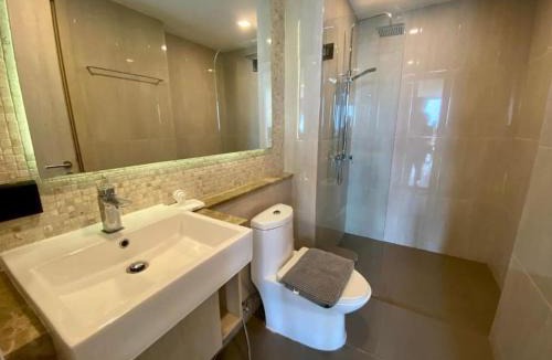 Bang Sare Apartment | Toppmodern lägenhet i Bang Saray