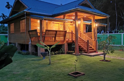 Koh Kaew House | Traditional teak Lanna house, unique in Phuket